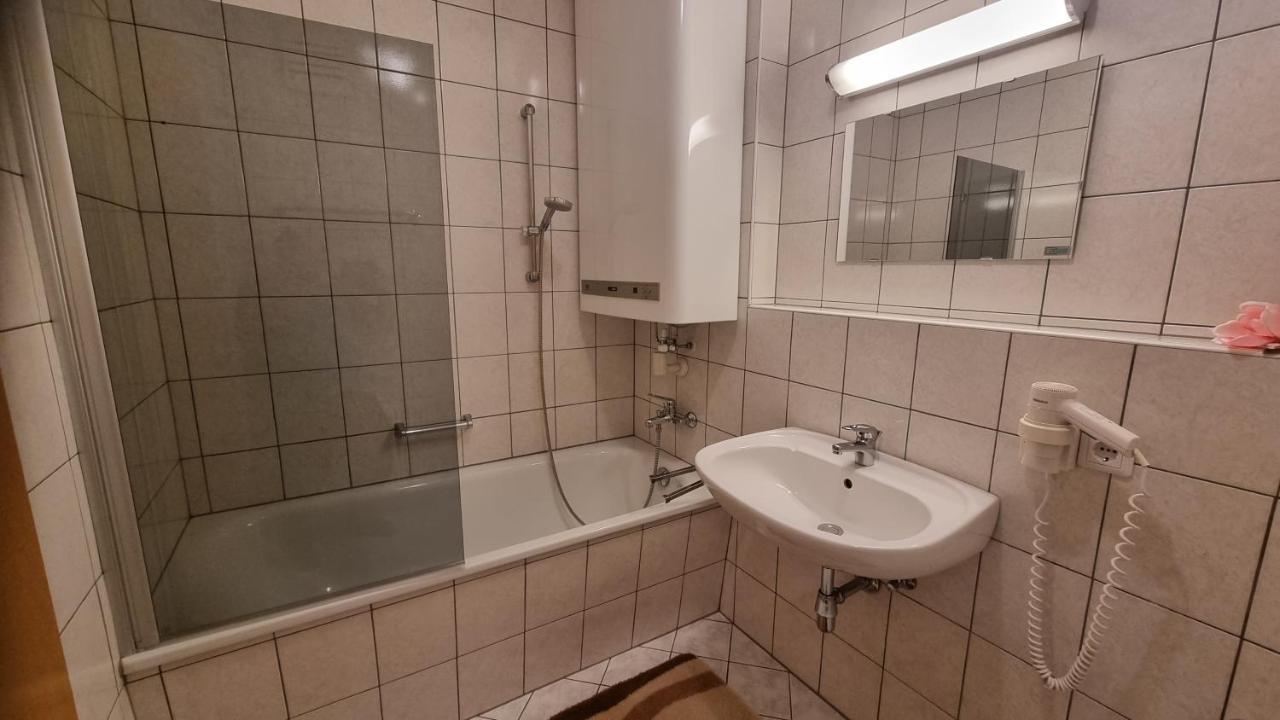 Juns Appartement Michelle מראה חיצוני תמונה